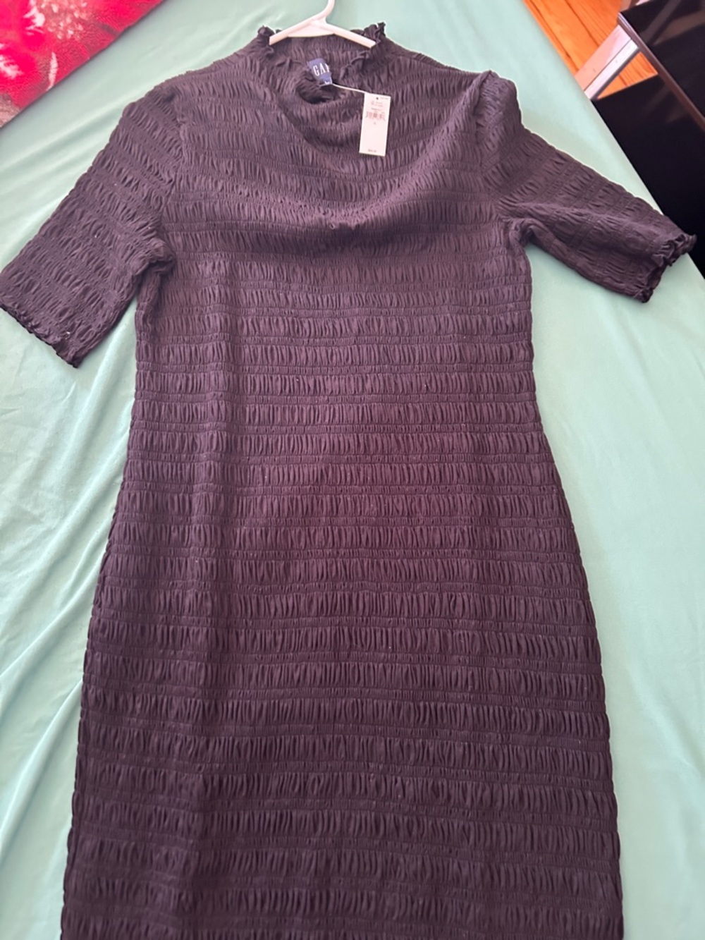 GAP Black Textured Short Sleeve Shift Dress